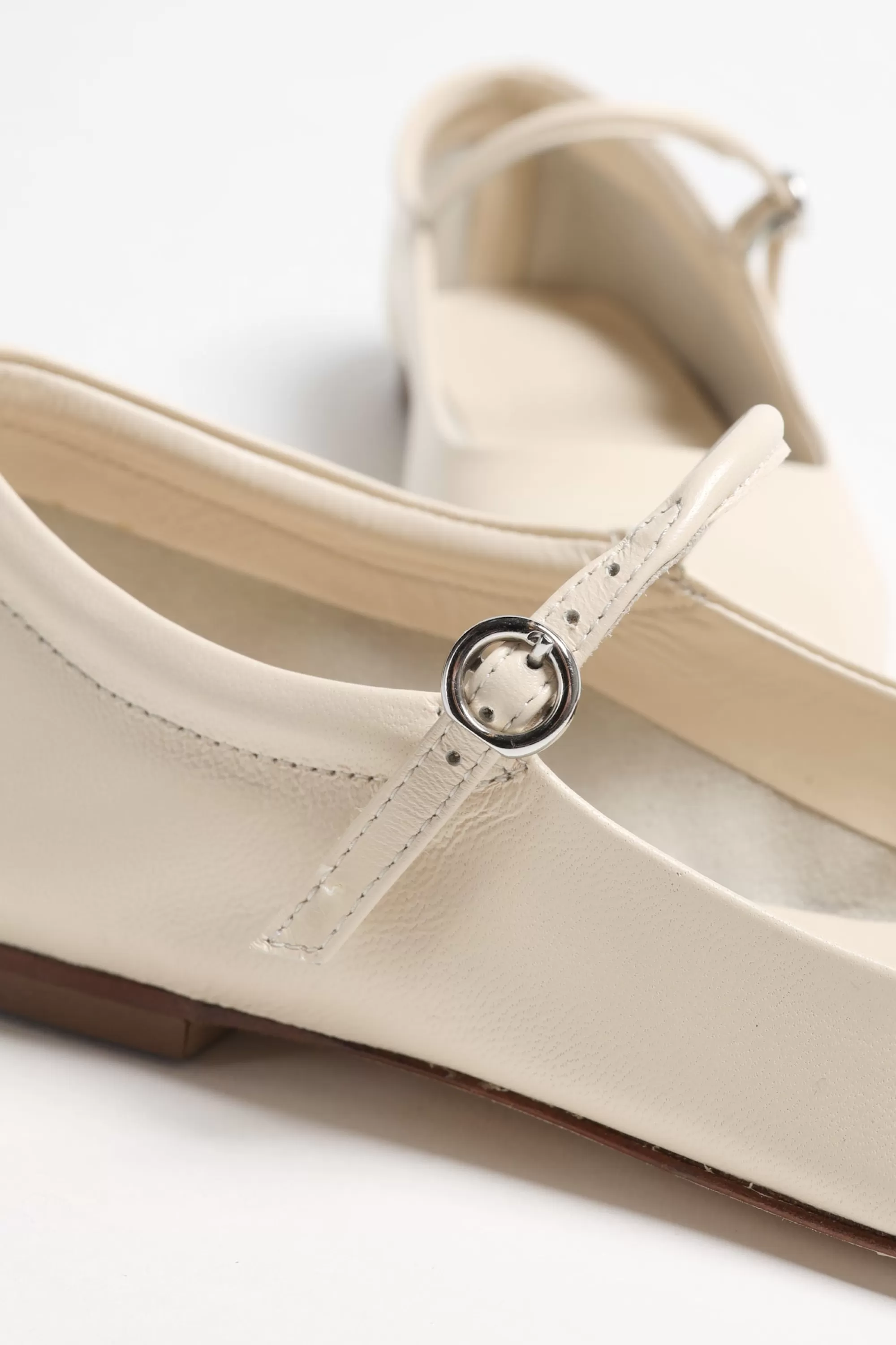 Frauen aeyde Ballerinas Uma In Creamy