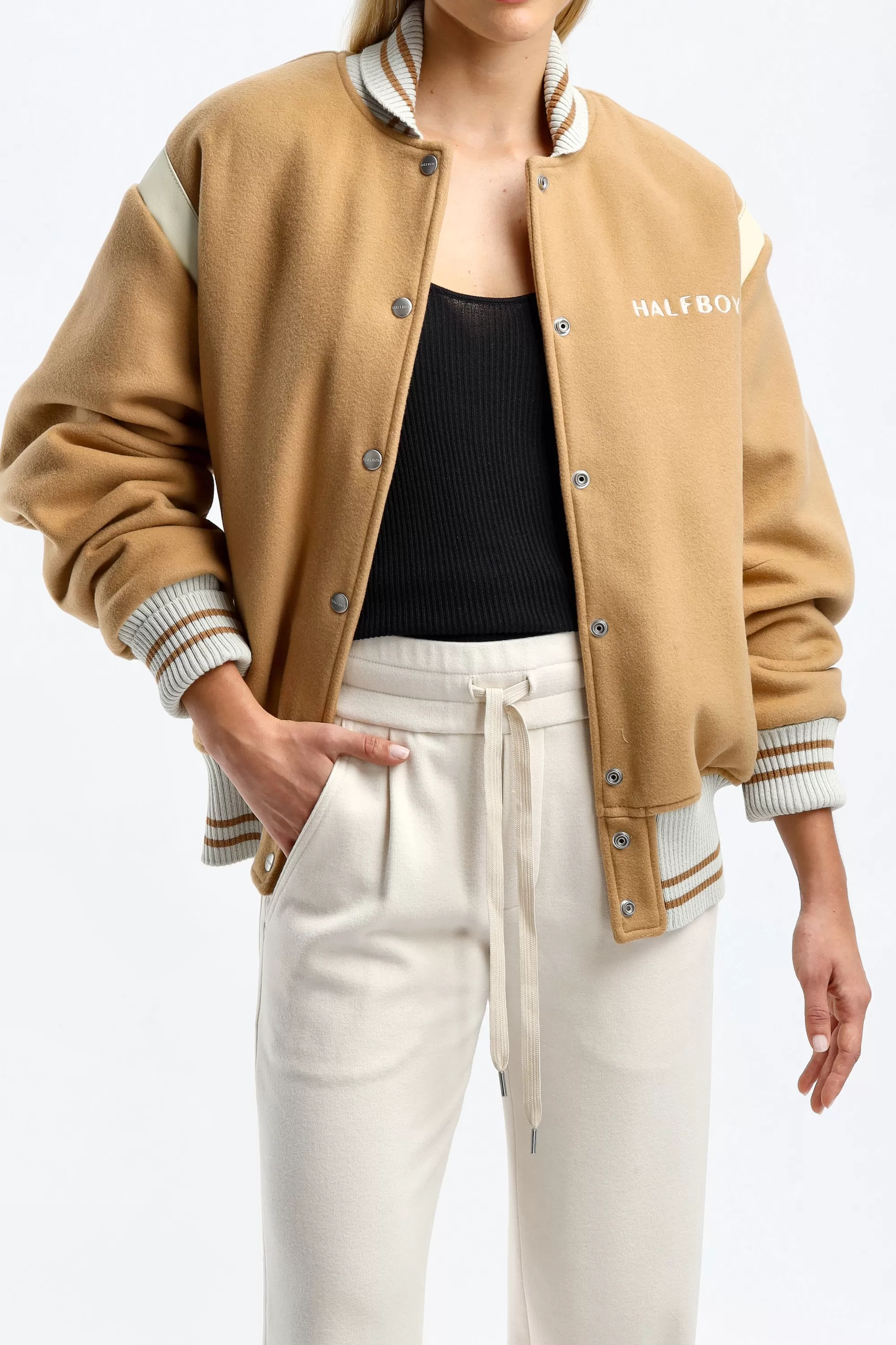 Frauen Halfboy Bomberjacke Varsity In Camel