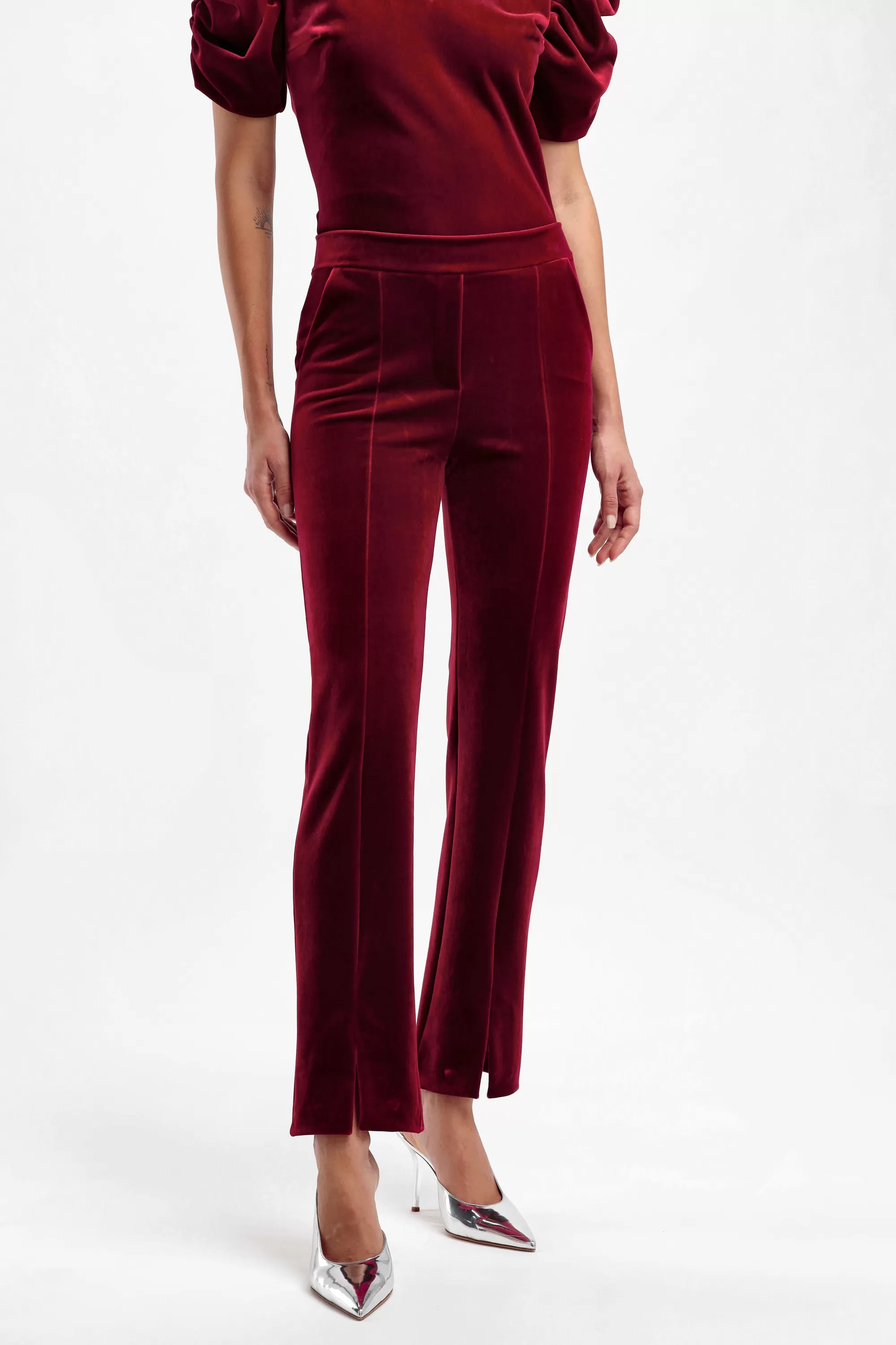 Frauen Chiara Boni Hose Vika Velvet In Garnet