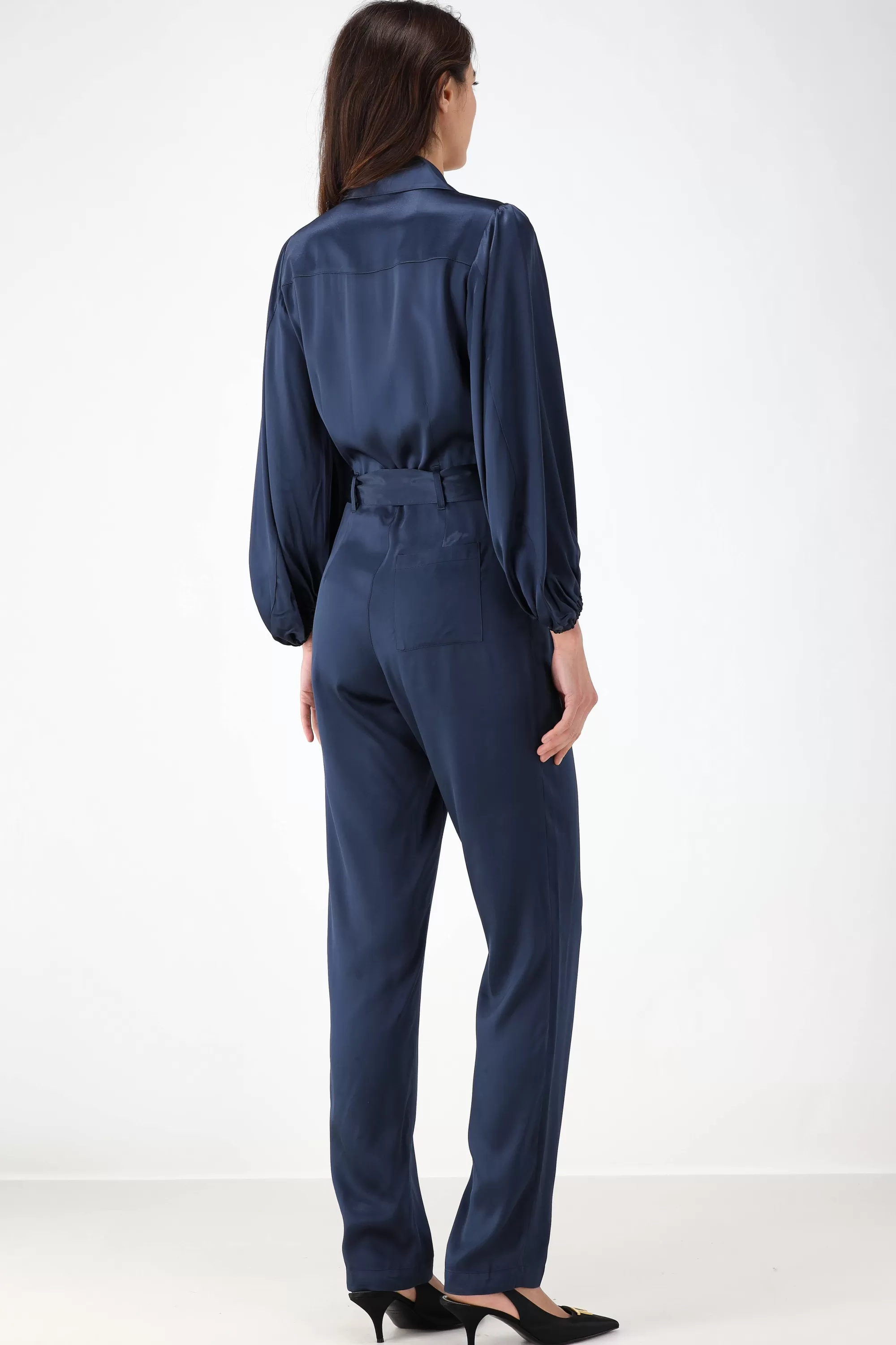 Frauen SoSue Satin-Jumpsuit In Navy