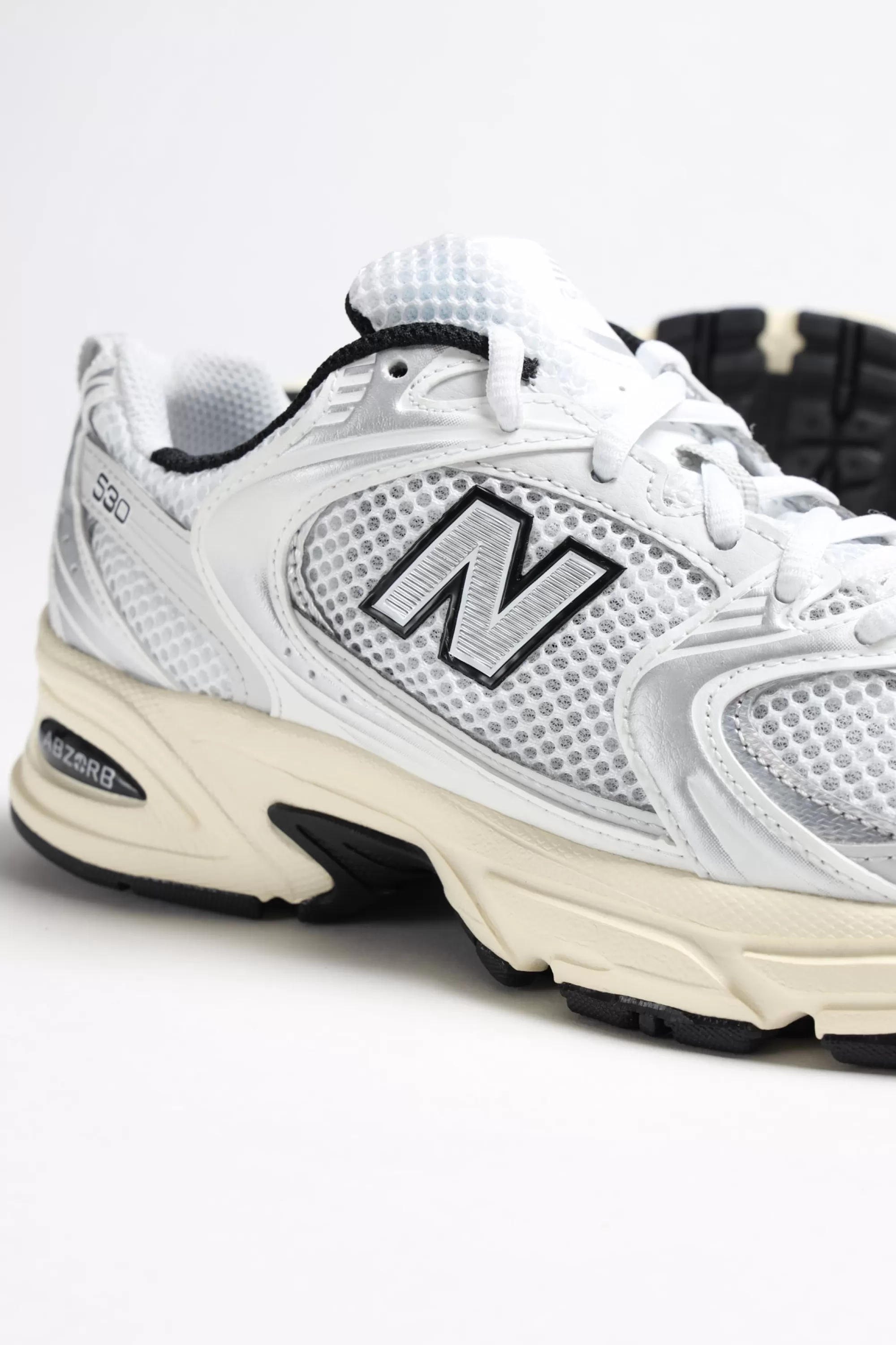 Frauen New Balance Sneaker 530 In Weis