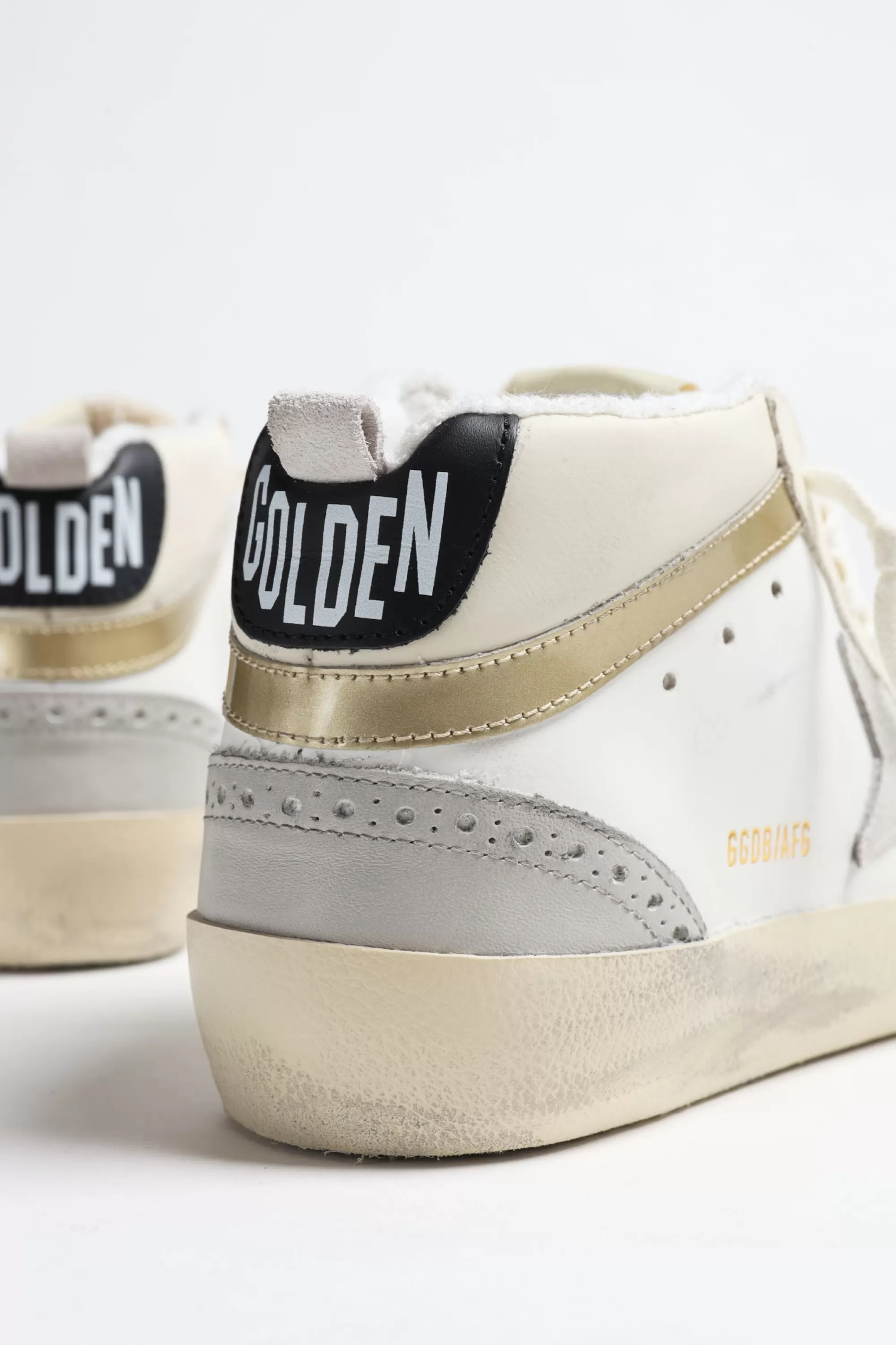 Frauen Golden Goose Sneaker Mid Star In Ivory/Lilac/Gold