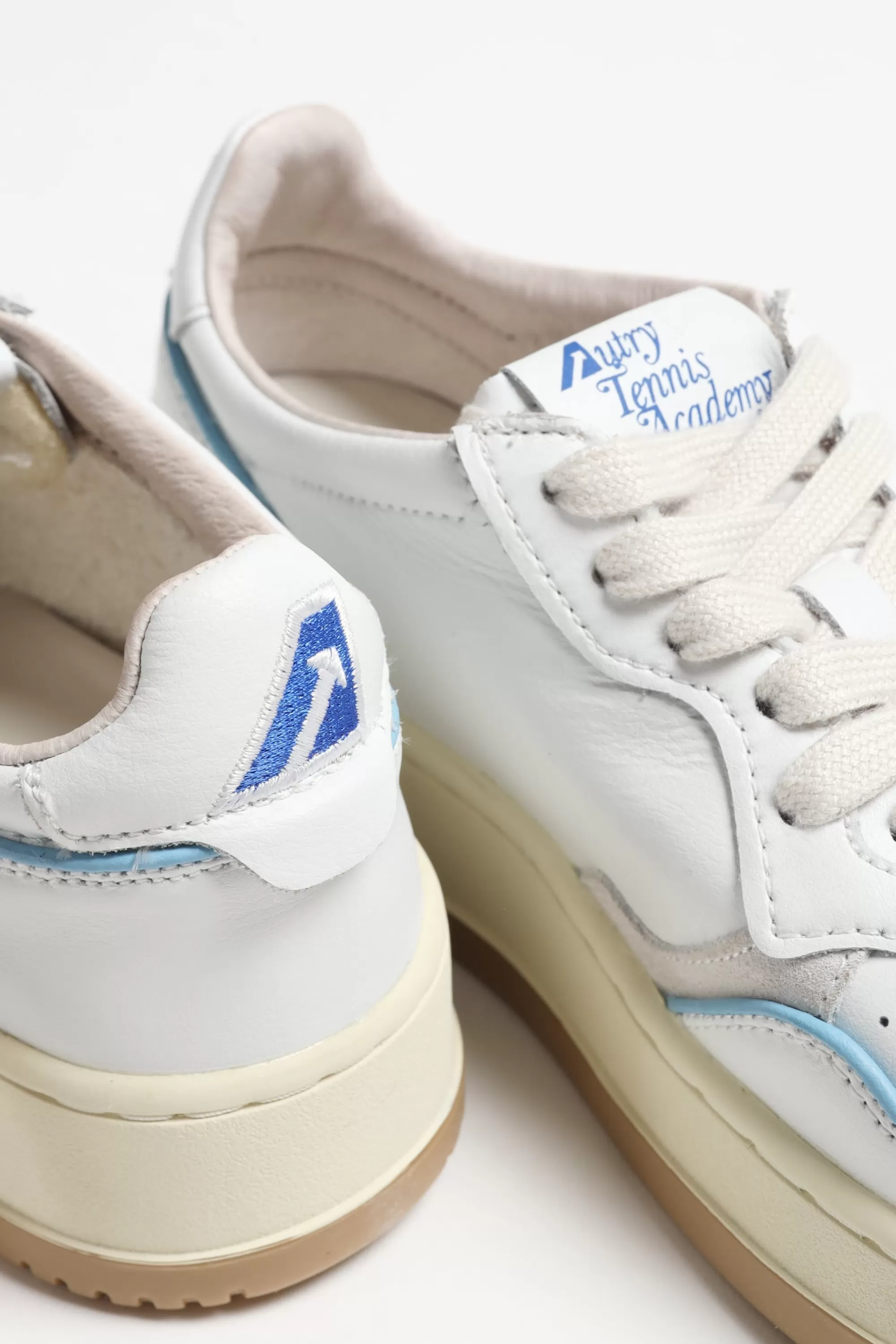 Frauen Autry Sneaker Open Low In Acadamy/Azur