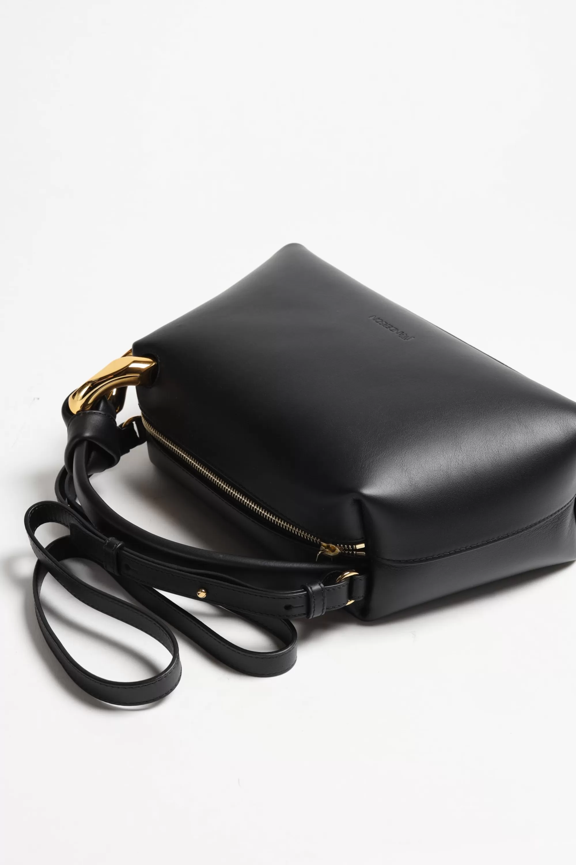 Frauen JW Anderson Tasche Corner In Schwarz